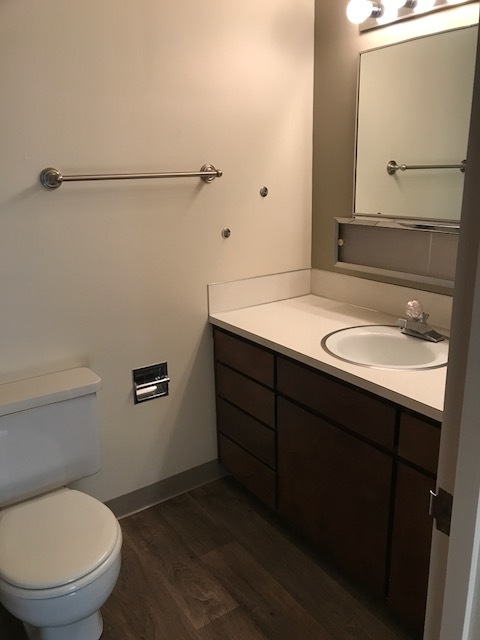 1 bed, 1 bath, 500 sqft, $900, Unit 11