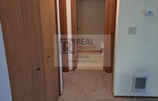 2 beds, 2 baths, $2,095