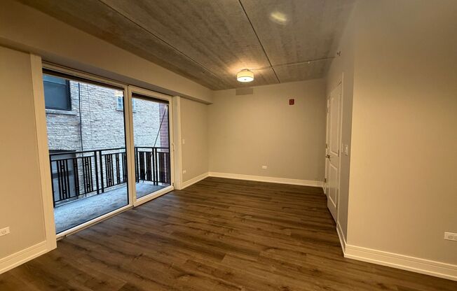 Studio, 1 bath, 418 sqft, $1,700, Unit 952-206