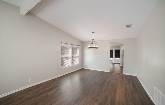 5407 Vista Ct