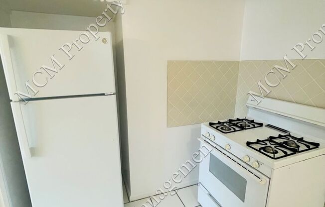 1 bed, 1 bath, $2,395, Unit 734