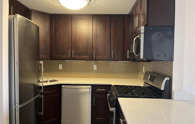 2 beds, 2 baths, $7,195, Unit 1307