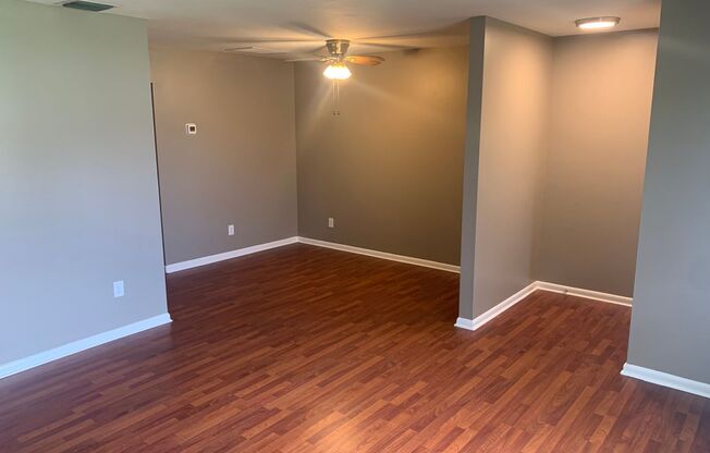 Cute 3 Bedroom 1.5 Bath duplex in Southwest Cape Coral