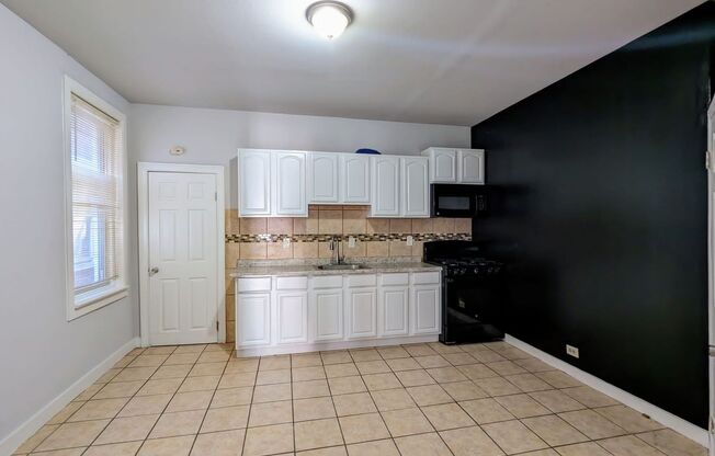408 W Ruscomb St. Philadelphia, PA 19120