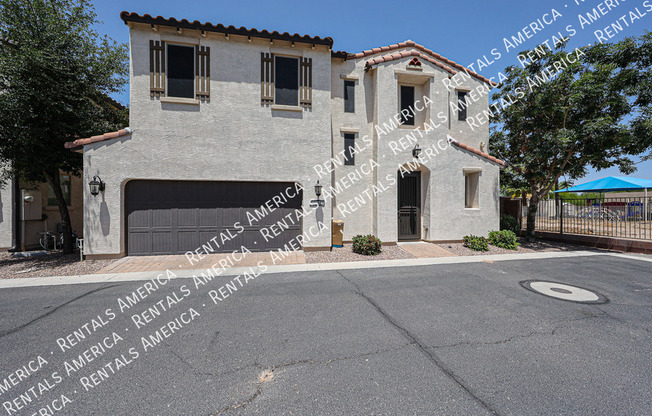 1930 S SYCAMORE PL