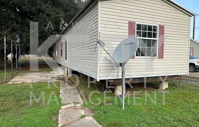 2 bedroom, 2 bath mobile home now available!