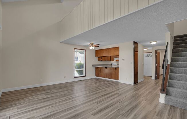 2 beds, 1.5 baths, 1,050 sqft, $2,049, Unit 214-776A