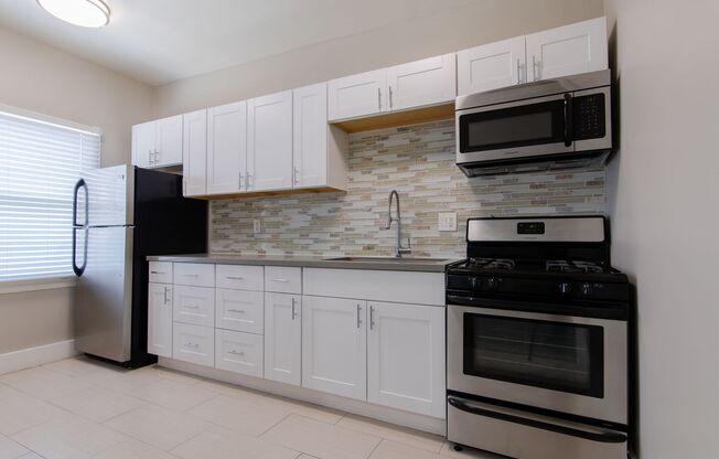 1 bed, 1 bath, $1,550, Unit 102