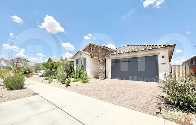 25493 N 143 DR