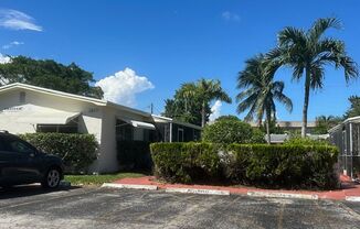 2617 Lincoln St Hollywood, FL 33020