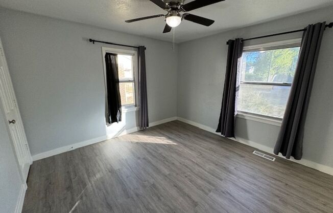 3 beds, 1 bath, $1,150