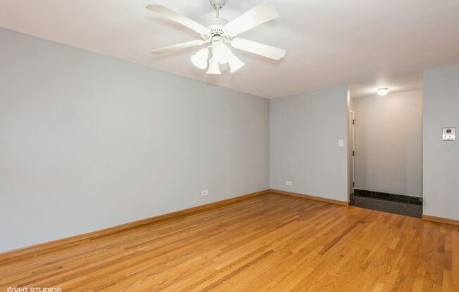 1 bed, 1 bath, 725 sqft, $1,750, Unit 5202-408