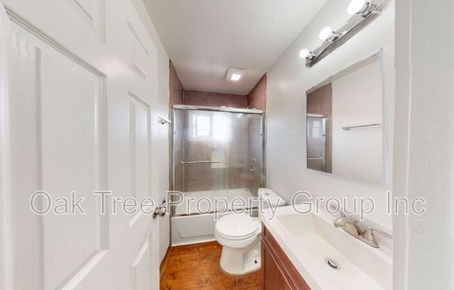 2711 23 AVE