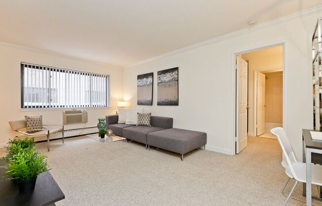 1 bed, 1 bath, $1,395, Unit 209