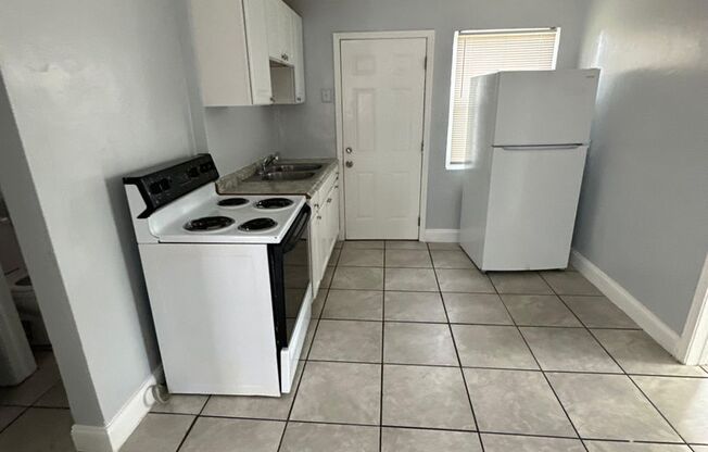 1757 Mount Herman St #A-D