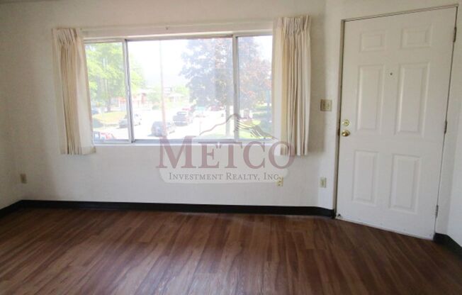 16102 - 12th Ave Apts