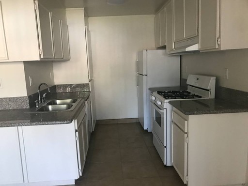 3 beds, 2 baths, 1,200 sqft, $1,795, Unit 100A