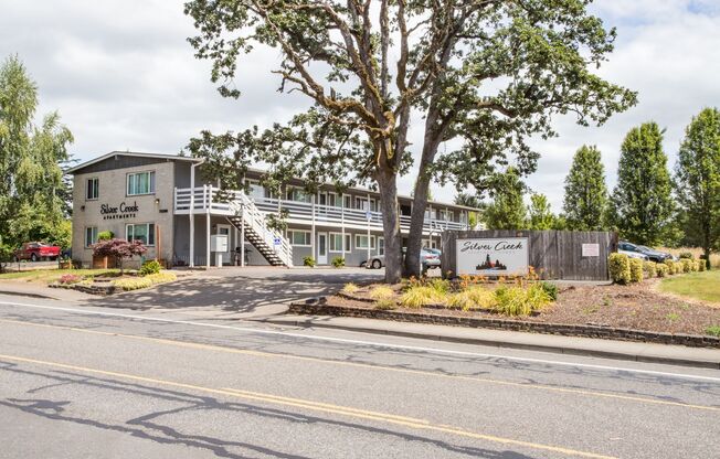 Silver Creek Apartments