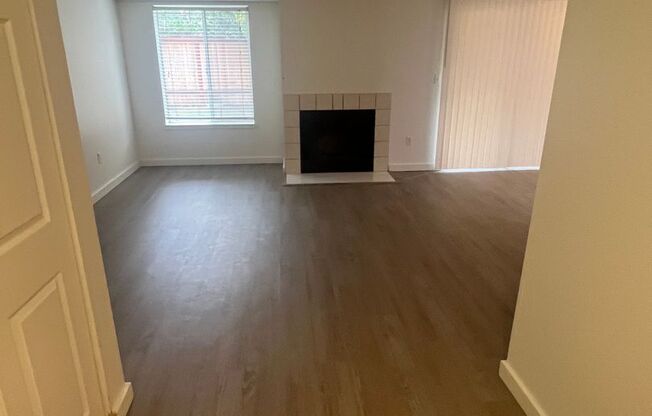 2 beds, 2 baths, 900 sqft, $1,945, Unit E104