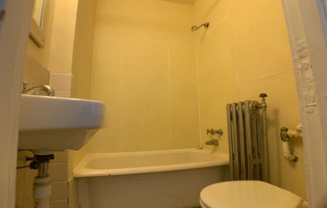 1767 N. Arlington Place