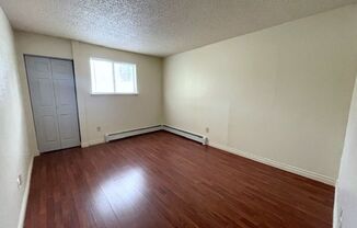 East Anchorage Condo with Laminate Flooring and Large Closets!