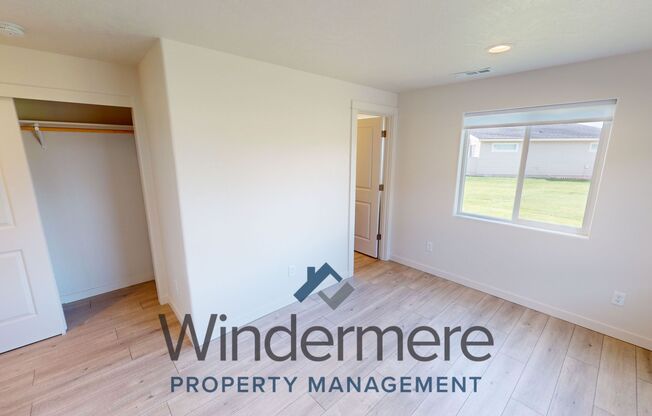 3 beds, 2 baths, 1,064 sqft, $1,895, Unit 349 Arissa
