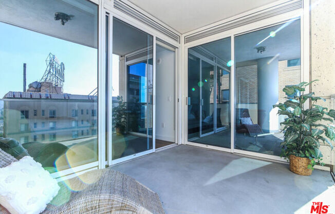 2 beds, 2.5 baths, 1,700 sqft, $5,250, Unit 10N