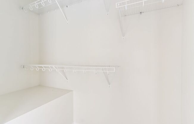 1 bed, 1 bath, 850 sqft, $1,575