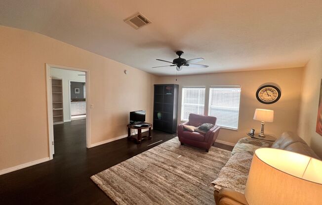 2 beds, 2 baths, $1,800, Unit # 144