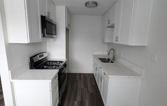 Wilson Apartments (140 W. Wilson)