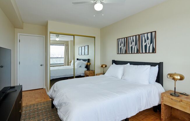 1 bed, 1 bath, 700 sqft, $2,250, Unit 418-0707