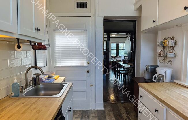 2 beds, 1 bath, 1,000 sqft, $1,200, Unit 3W