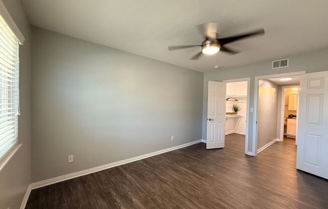 1 bed, 1 bath, 750 sqft, $2,565, Unit A02