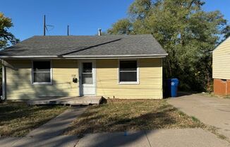 2 Bedroom 1 Bathroom Davenport