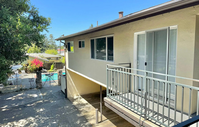 56 CTR ST