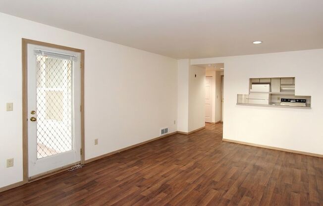 1 bed, 1 bath, 525 sqft, $1,550, Unit 104