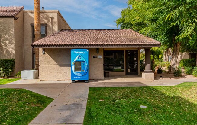 2 beds, 2 baths, 919 sqft, $1,675, Unit 1098