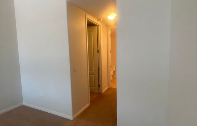 2 beds, 2 baths, $1,650, Unit 116