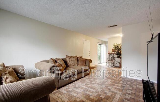 1740 RUTLAND DR