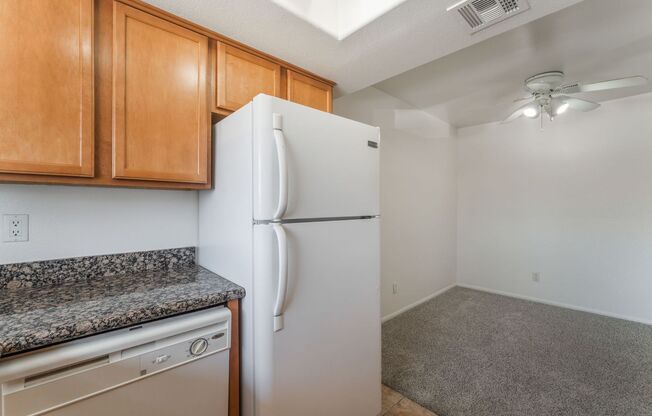 1 bed, 1 bath, $1,150, Unit UNIT 2096