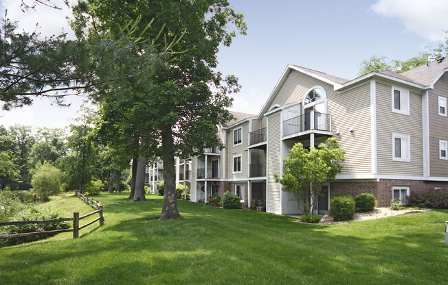 Green Lawns and Mature Trees at The Highlands Apartments, Elkhart, IN, 46514