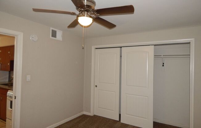 Available NOW! Private 1 bedroom with AC