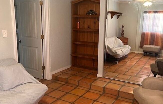 Large Studio with extra room and washer dryer