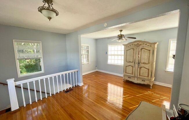 Spacious 1 Bed/2 Bath "Mother-In-Law" Suite in Belhaven!!!