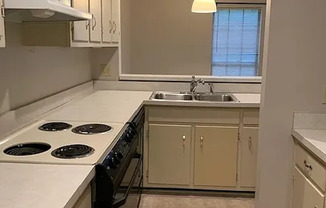 Midtown Nashville 2BR Townhome