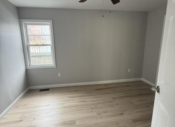 2 beds, 1 bath, $1,800