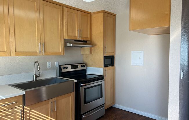 1 bed, 1 bath, 480 sqft, $2,295, Unit 108