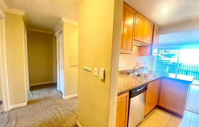 Kirkland Condo