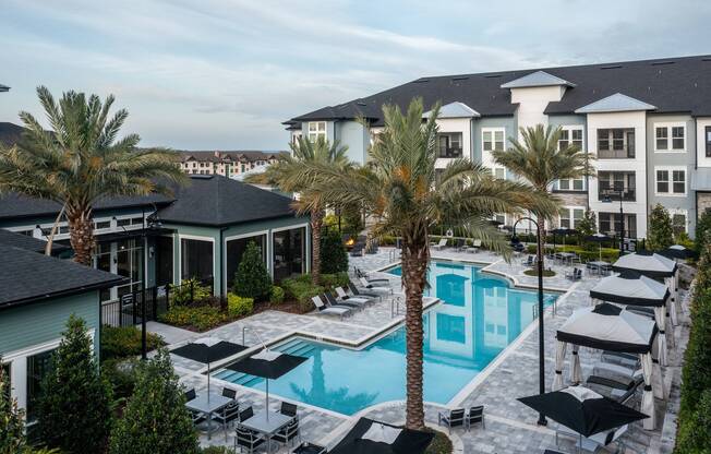 View of Cottonwood Clermont Pool View