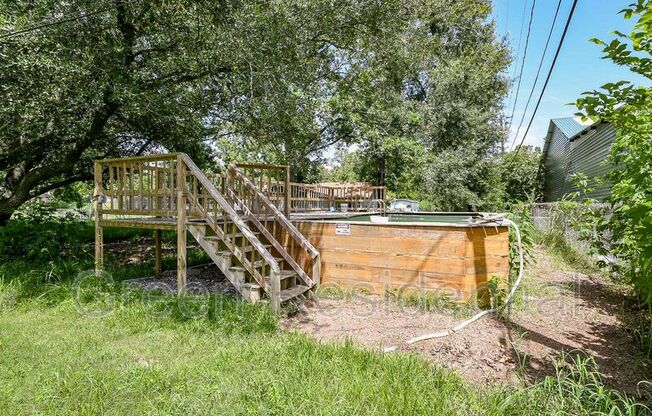 11122 SUNTURF LN